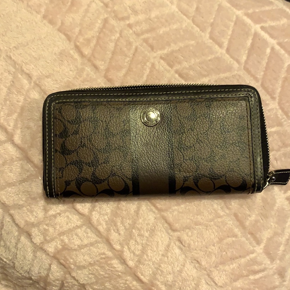 Coach wallet